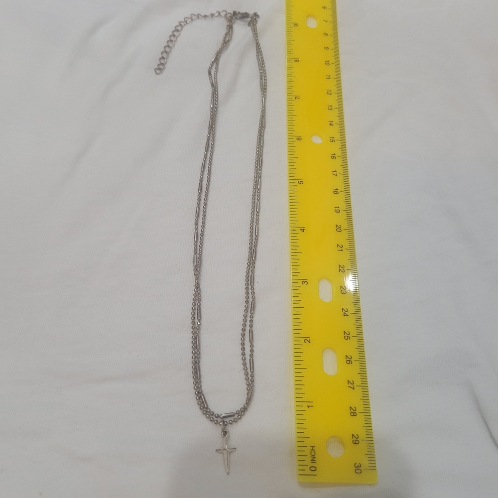 Premier Designs Silver Cross Necklace